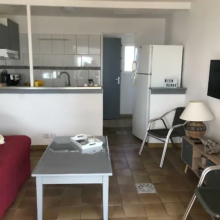 Appartement Saint Louis Du Rhone Magnifique Vue Sur *